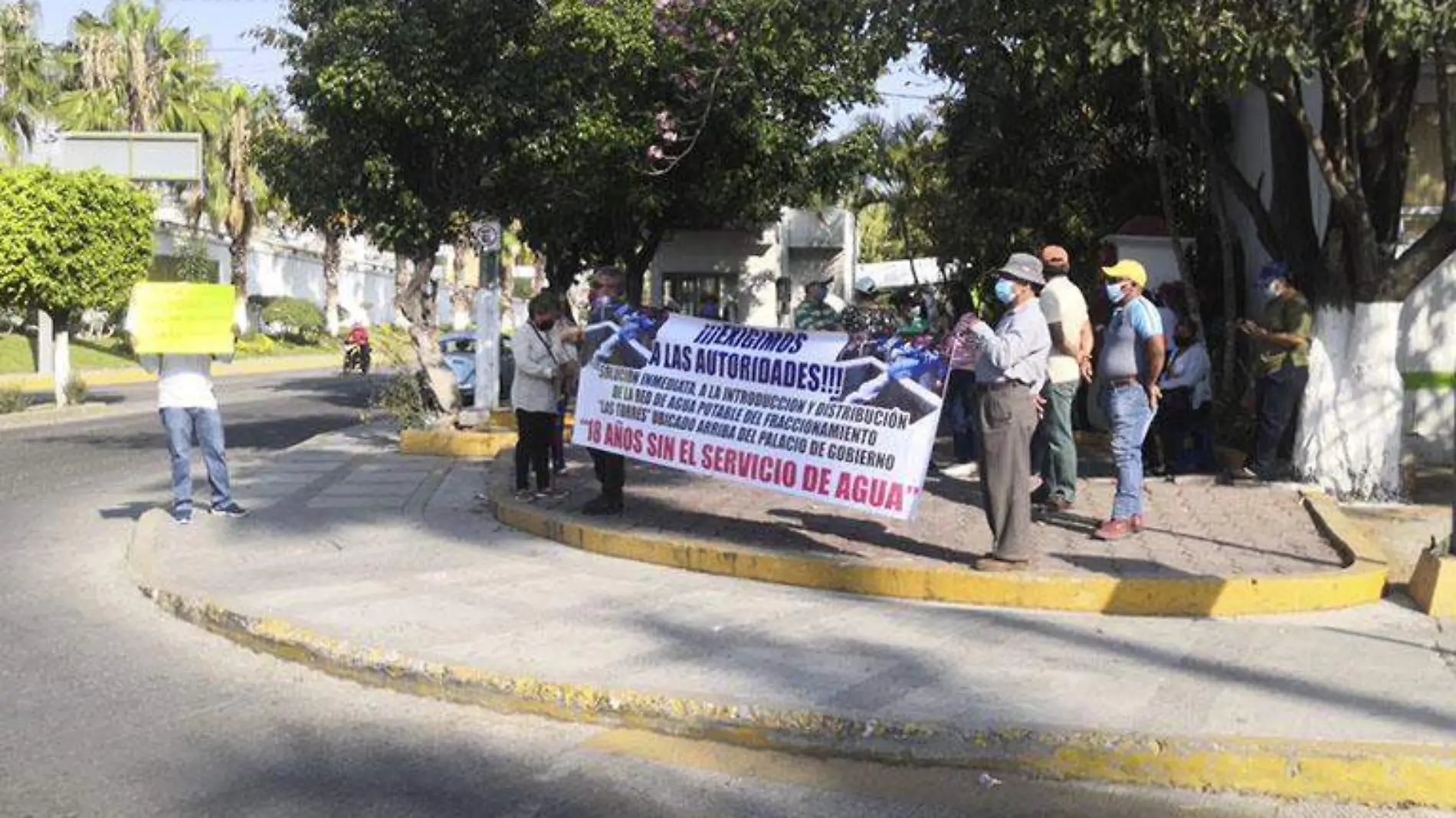 protestan falta de agua chilpo